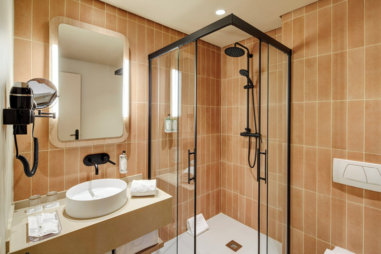 Bathroom 4, Sercotel Hotel Pozuelo, Madrid