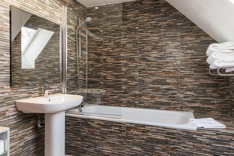 Bathroom 5, Hotel Grand Pas by Nexta, Pyrénées-Orientales