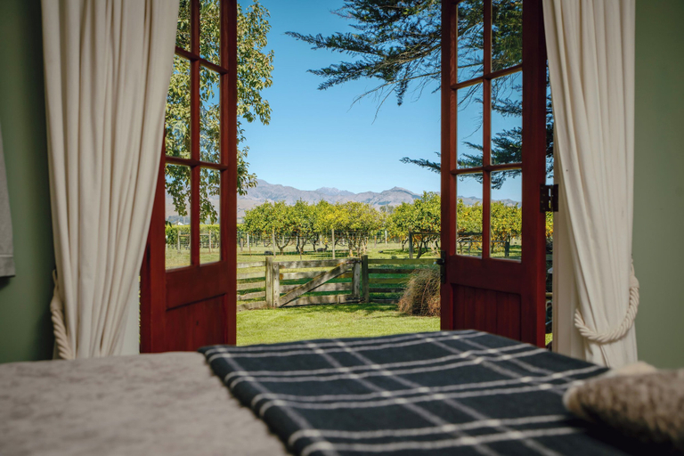 Bedroom, St Leonards Vineyard Cottages, Marlborough