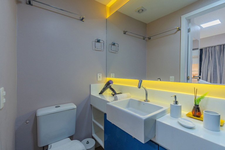 Bathroom 4, Scala #405 Seafront in Mucuripe by Carpediem, Fortaleza