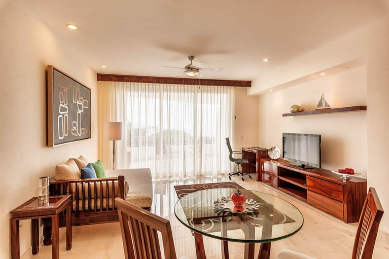 Bedroom 3, Grand Miramar All Luxury Suites & Residences, Puerto Vallarta