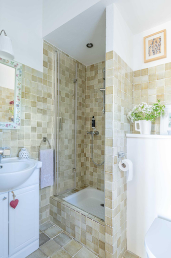 Bathroom 4, la maison des Olivettes, Gard