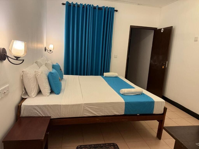 Room 3, Coral Bay Trincomalee, Kuchchaveli