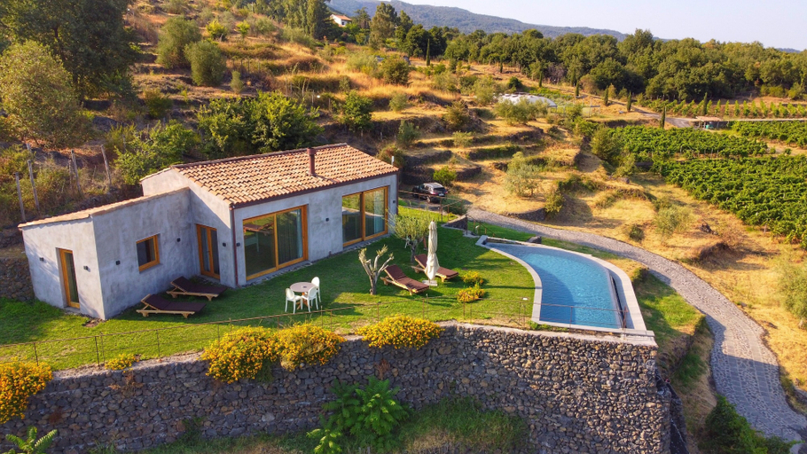 Exterior & Views 2, Monaci delle Terre Nere, Catania