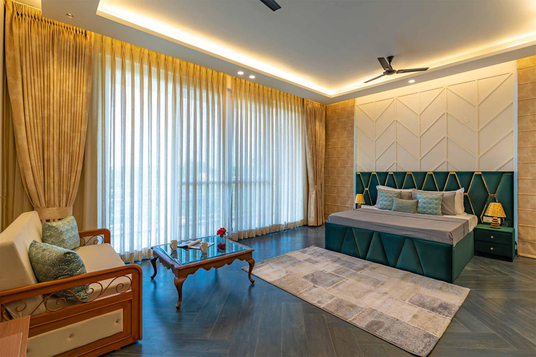 Bedroom 3, Serenity Farms by StayVista - 5BHK Villa with Home Theatre & Jacuzzi, Gurgaon