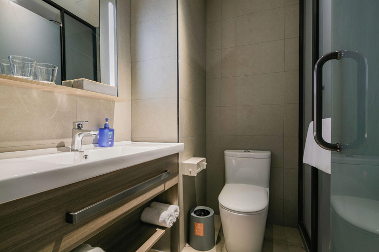 Bathroom 3, Hanting Hotel Xi'an Taibai Nan Road Metro Station, Xi'an
