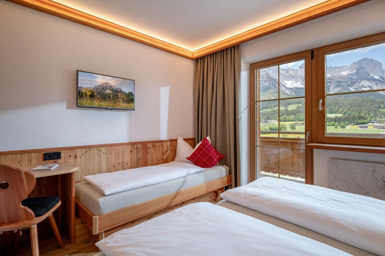 Bedroom 2, Hotel Ritterhof Ellmau, Kufstein