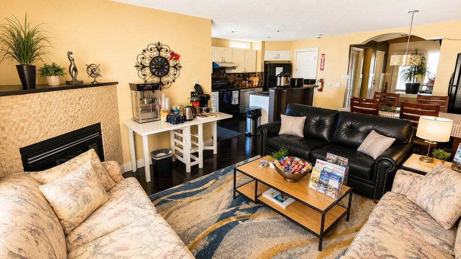 Others 5, Tuscan Ridge Guesthouse Calgary West, Division No. 6