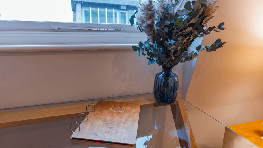 Others 4, Cannon Street Serviced Apartments, London