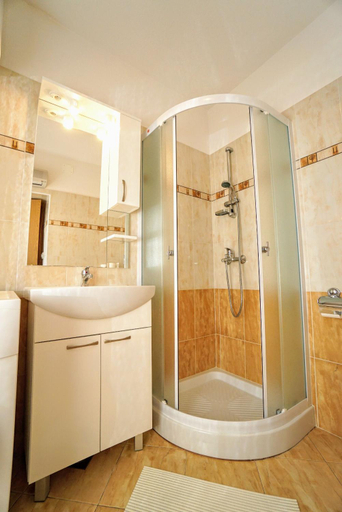 Bathroom 3, MIMA house with apartments, Umag