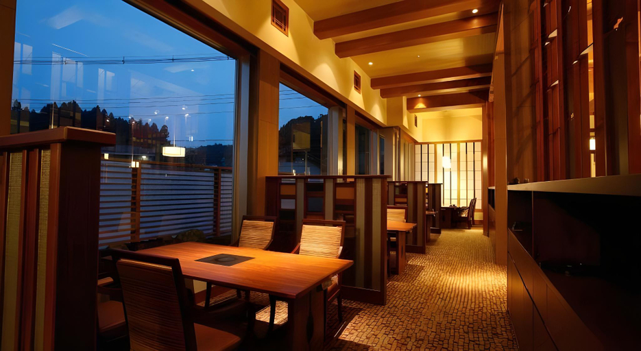 Food & Drinks 4, Kasuien Minami, Matsue