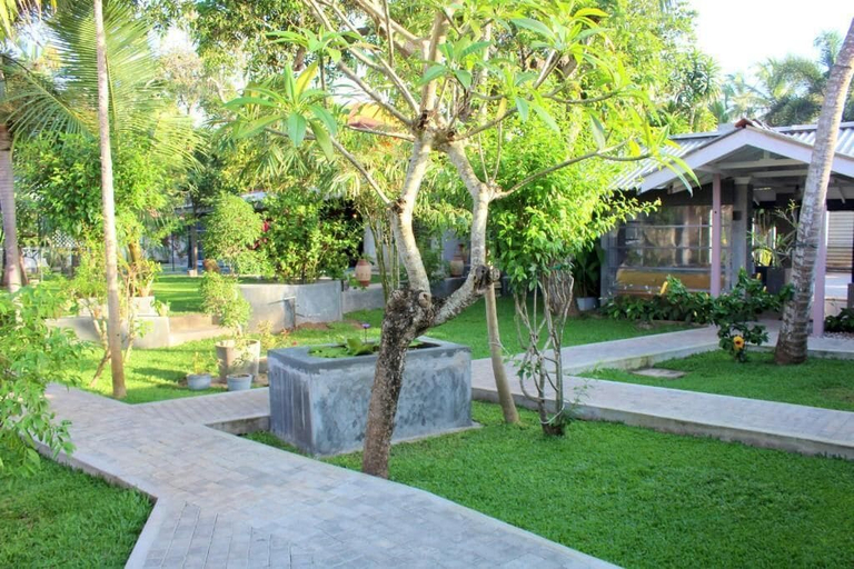 Property grounds 4, Morning Star Resort Pvt Ltd, Negombo