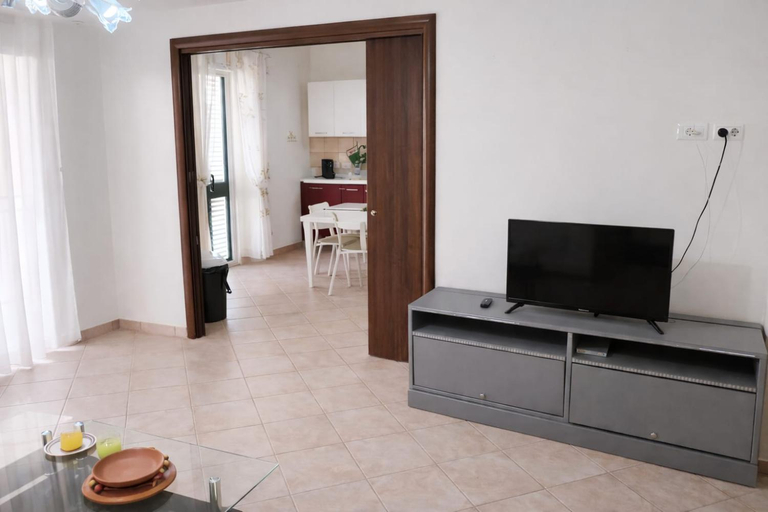 Others 5, WHITE COAST APARTMENTS - Family Stays and Free Parking, Agrigento