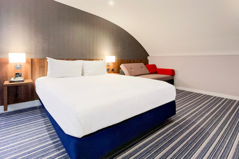 Bedroom 3, Belvilla Crewe City Centre Hotel - Lifestyle, Cheshire East