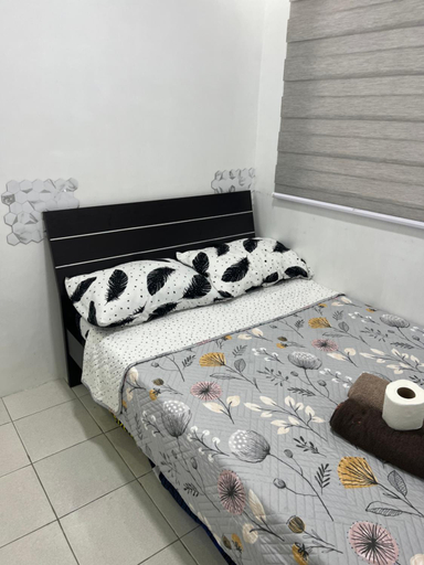 Bedroom, Cozy Boo Suite near Enchanted kingdom by Dynel, Santa Rosa City