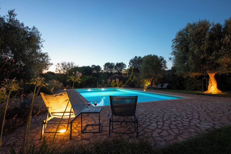 Pool 2, TD Trulli Fico D'india w/ Pool Immersed in Nature, Brindisi