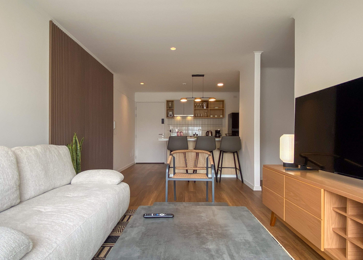 Room 4, w Stylish 2BR w Balcony View in Miraflores, Lima