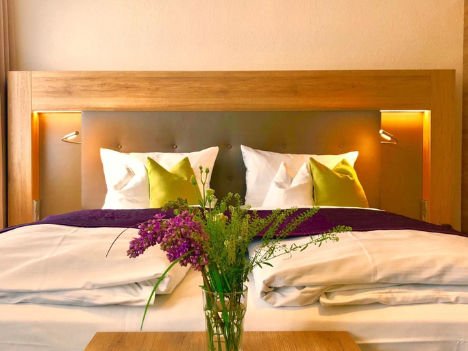 Bedroom 3, Hotel Kronprinz, Kulmbach