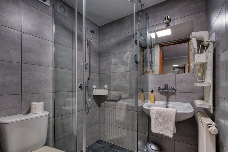 Bathroom 3, Ada, Nowy Sącz
