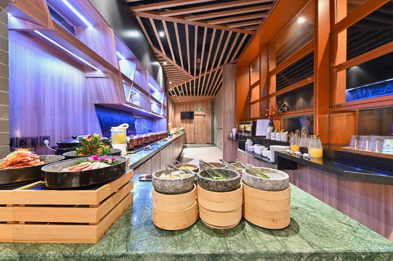 Food & Drinks 5, Crystal Hotel Beijing Nanluoguxiang, Beijing