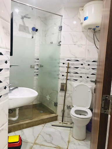Bathroom 4, PORTO MATROUH - aqua viva, Marsa Matruh