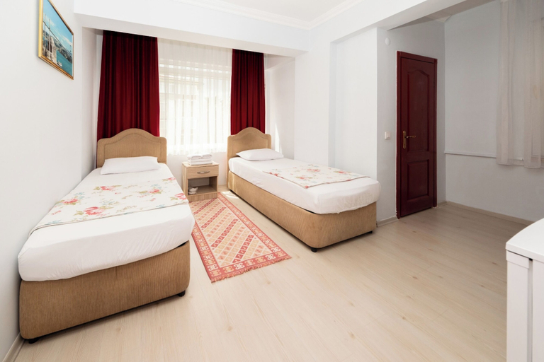 Bedroom 3, Gönen Palmiye Butik Pansiyon, Gönen