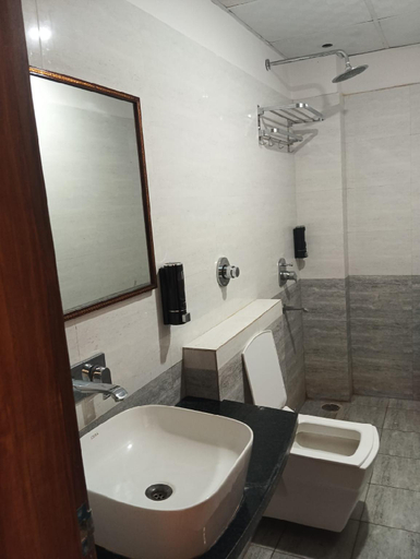 Bathroom, Hotel Swastik Bhumi, Gaya