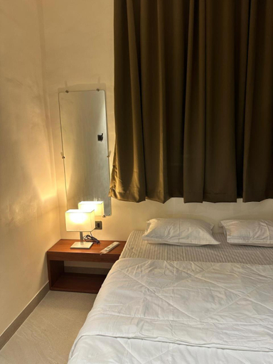 Bedroom 4, LEO Deluxe & Suite Room, Solapur