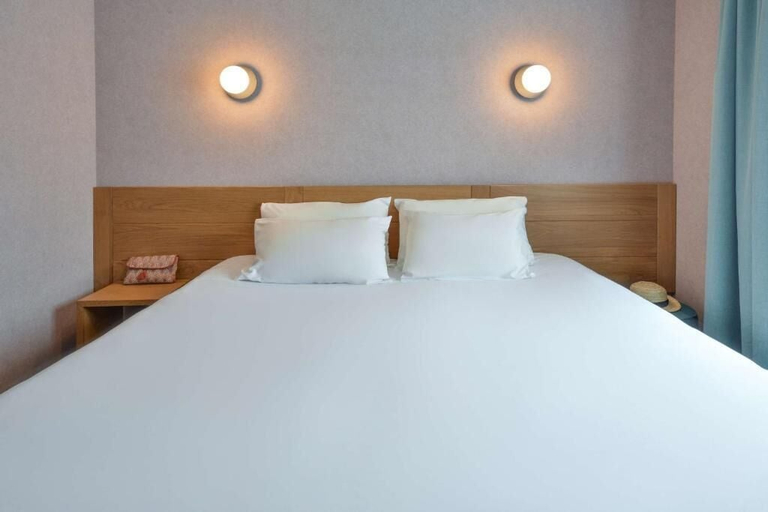 Room 4, Au Petit Saint-Jean - Beaune, Côte-d'Or
