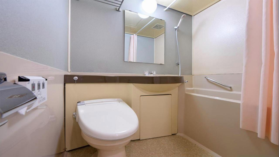 Bathroom, Hotel Sakuranbo, Yamagata