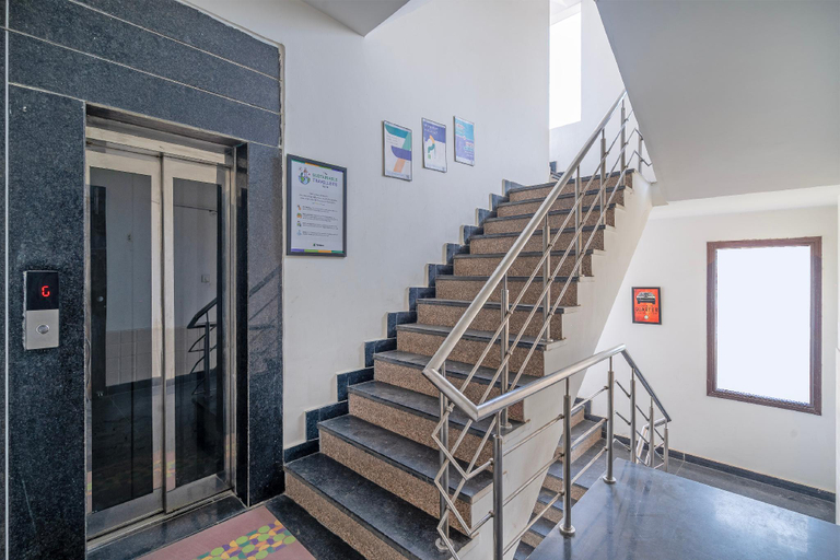 Public Area 3, Treebo Modern Stays, Gautam Buddha Nagar