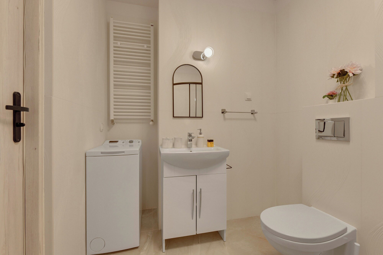 Bathroom 5, Mostek 2101 PinkGray by Grand Apartments, Gdańsk City