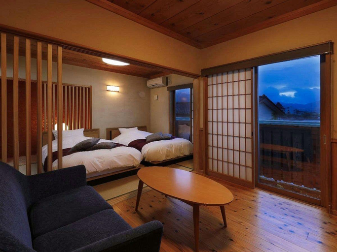Bedroom 3, Hotel Shikimi, Takachiho
