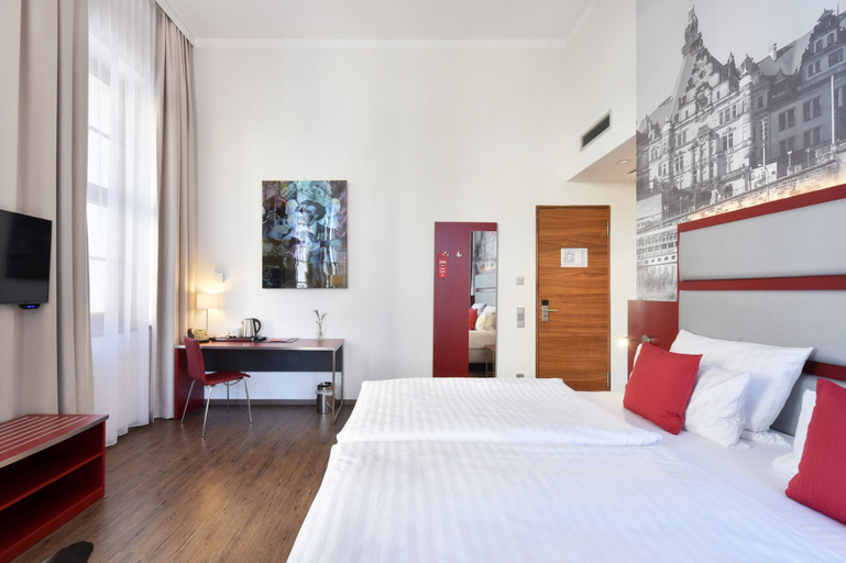 Bedroom 4, AMEDIA Plaza Dresden, Dresden