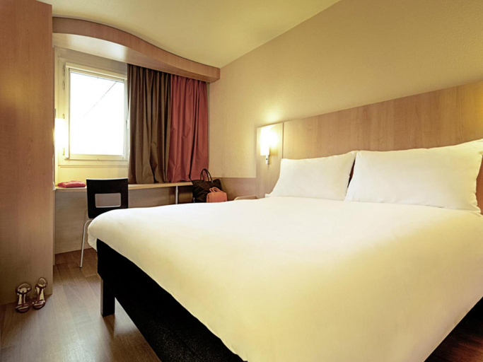 Bedroom 2, Ibis Porto Centro Sao Bento, Porto