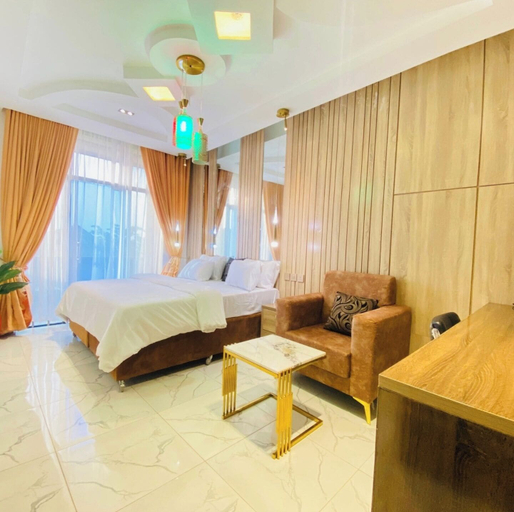 Room 4, Wealth's Khort Apartment, Kokona