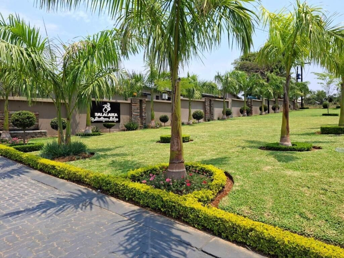 Property grounds 4, Balalaika Boutique Lodge, Vhembe