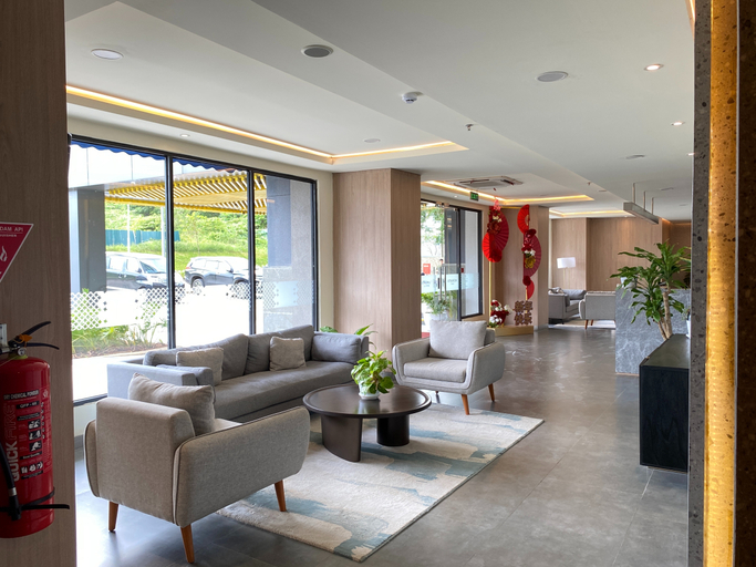 Exterior 2, Restful and Serene Studio Room at Apartment Meikarta District 2 By Travelio, Cikarang