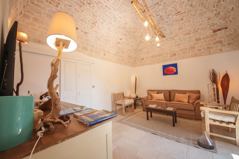 Living area 2, TD I Pagliericci - Enjoy Trulli With Pool, Bari
