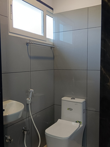 Bathroom, UNIVERSAL RESIDENCY CALICUT UNIVERSITY, Malappuram