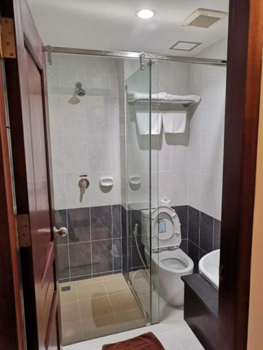 Bathroom 4, Sabaidee@Lao Hotel Vientiane, Vientiane