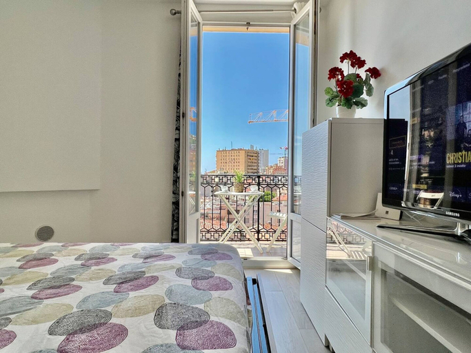 Room 3, one Bedroom Appartment Nice View Near Monaco, Alpes-Maritimes