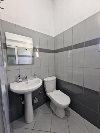 Bathroom 5, Hotel Studio Eno Ksamil, Sarandës