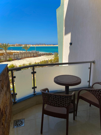 Others 3, Riviera tibarose, Marsa Matruh