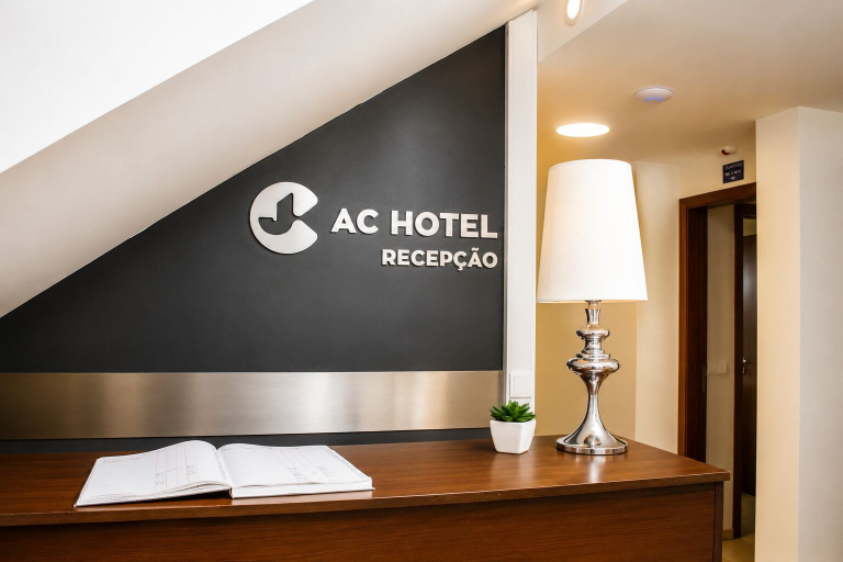 Interior 2, AC Hotel, Ingombota