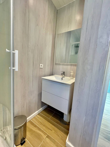 Room 5, Charming T2 - 2 Minutes Walk From Monaco, Alpes-Maritimes