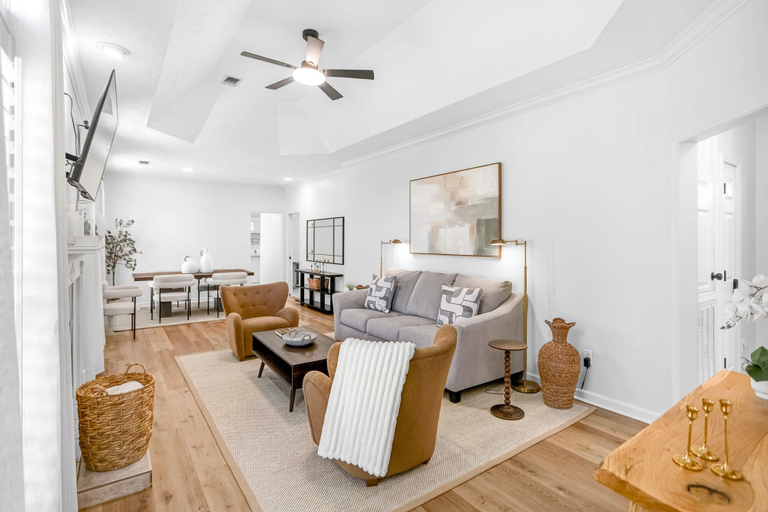 Room 5, Spacious 3-bedroom Home in Montgomery, Montgomery