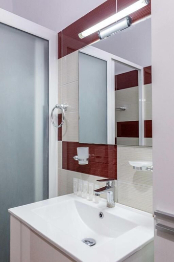 Bathroom 3, Villa Nomia, Sarandës