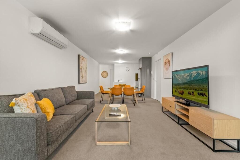 Living area 5, Exclusive Stays - Mainpoint, Melbourne