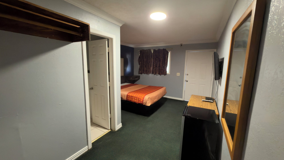 Room 5, Ada Inn & Suites, Pontotoc